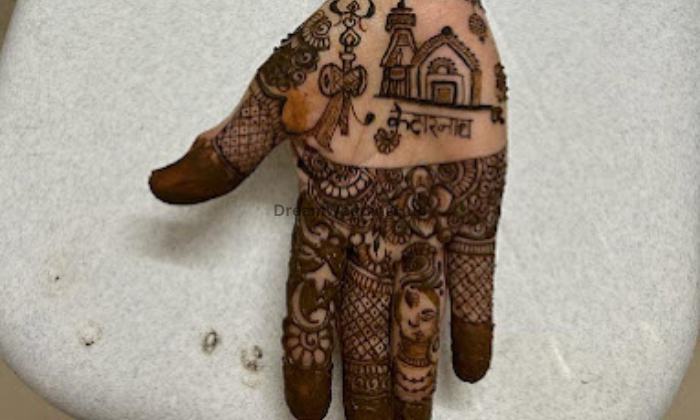 Arts _Mehndi mantra magic